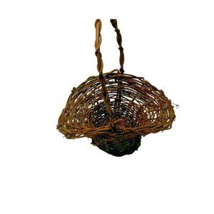 Brown Wood Vine Basket Handmade Cottage Farmhouse Grannycore Easter